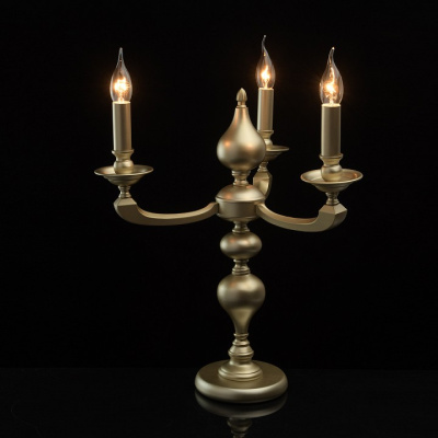 Настольная лампа декоративная MW-Light ДельРей 700031003. Фото